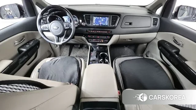 Kia The New Carnival id 3557570 из Кореи 17