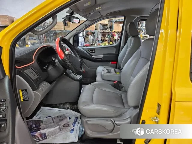 Hyundai The New Grand Starex id 3778532 из Кореи 16