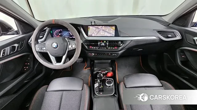 BMW 1 Series (F40) id 3012676 из Кореи 17