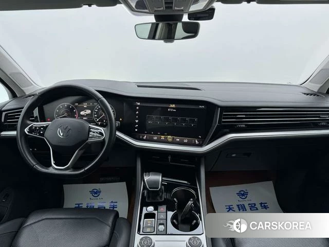 Volkswagen Touareg id 4271070 из Китая 20