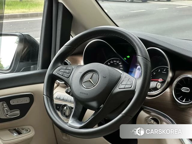Mercedes-Benz V-class id 4342201 из Китая 15