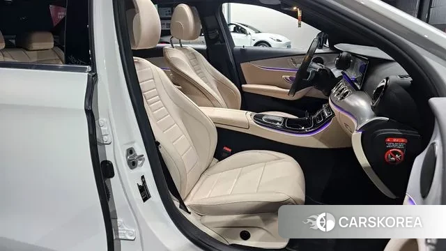 Mercedes-Benz E-Class W213 id 3479354 из Кореи 17