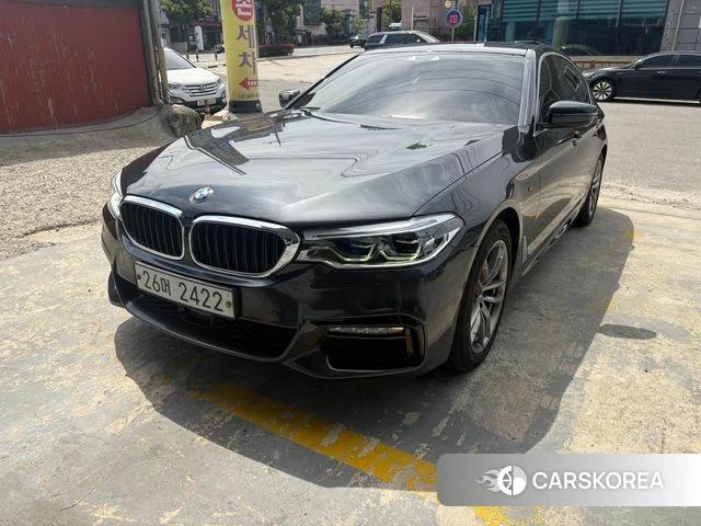 BMW 5 Series (G30) id 4269379 из Кореи 7