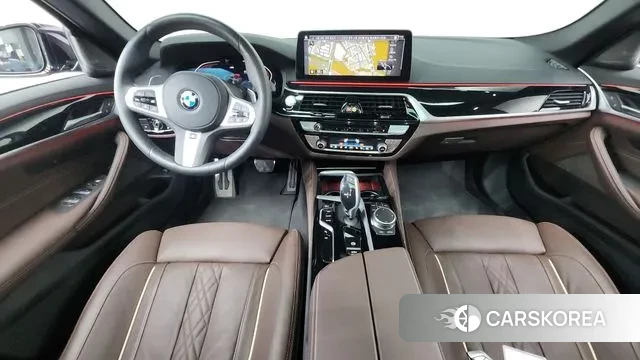 BMW 5 Series (G30) id 3394327 из Кореи 17