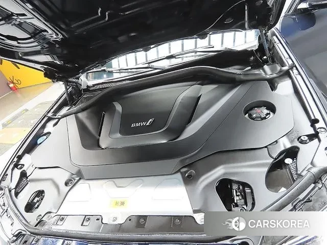 BMW iX3 id 3634875 из Кореи 17