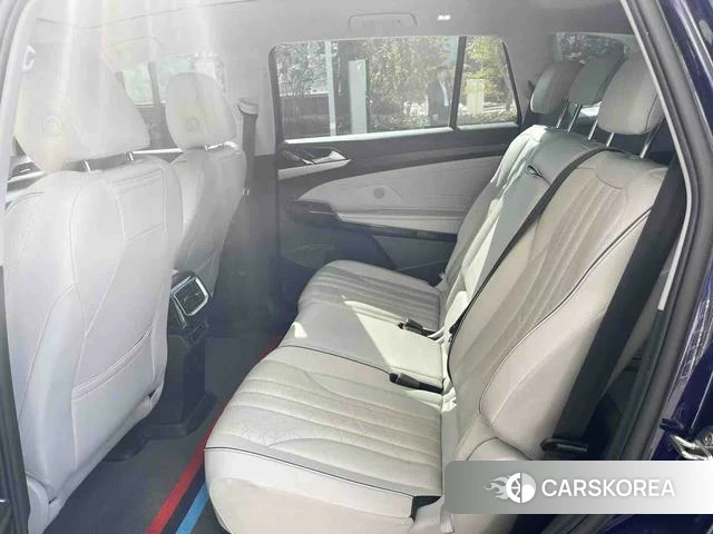 Volkswagen ID.6 X id 4240655 из Китая 7