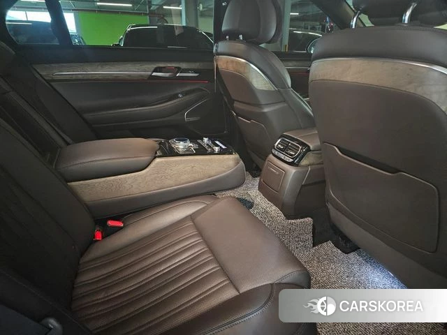 Genesis G90 id 4604805 из Кореи 17
