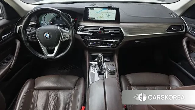 BMW 5 Series (G30) id 3709402 из Кореи 17