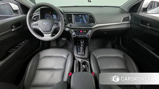 Hyundai Avante AD id 3899820 из Кореи 17