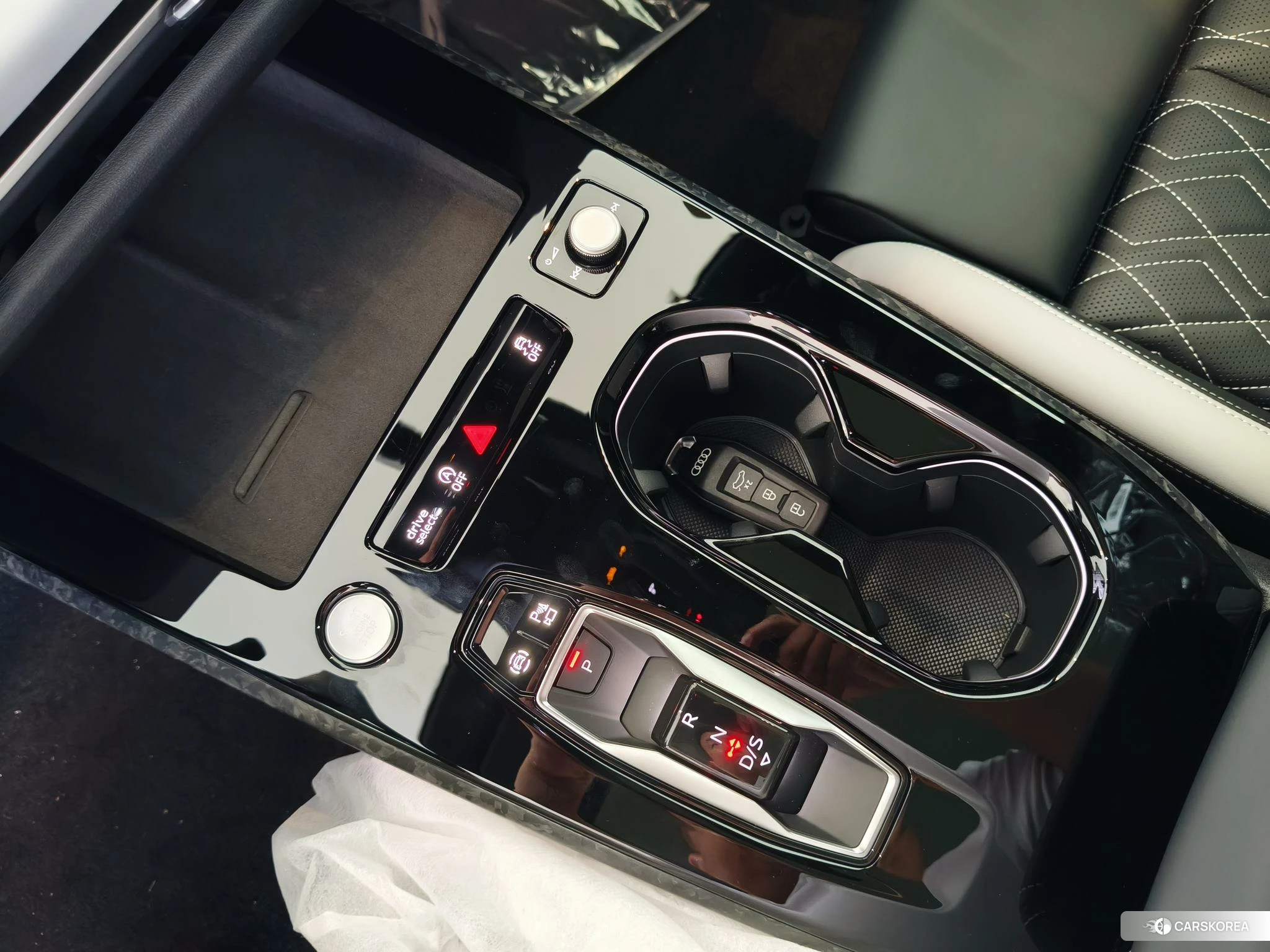 Audi A5L id 4492861 из Китая 14