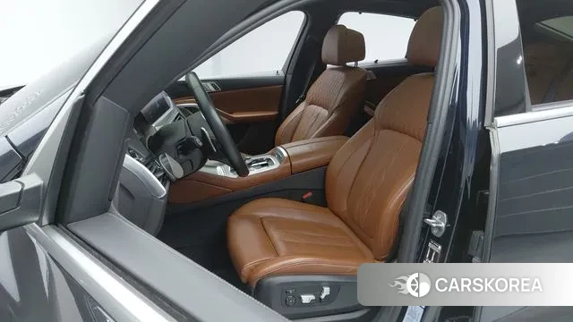 BMW X6 (G06) id 3685711 из Кореи 17