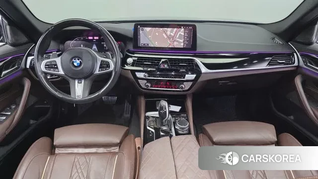 BMW 5 Series (G30) id 3294771 из Кореи 17