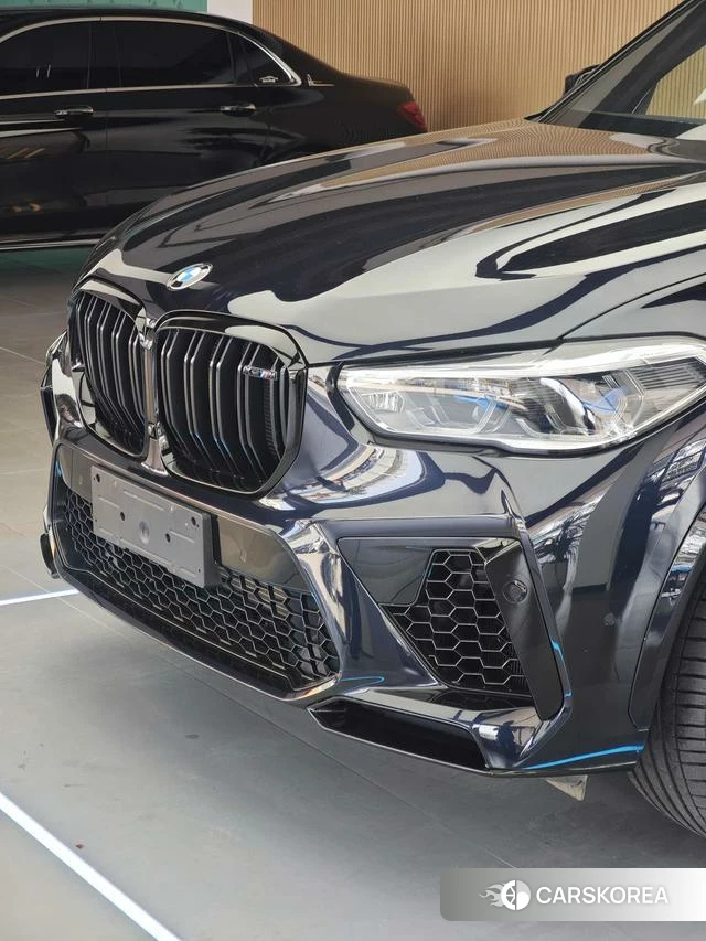 BMW X5 M id 4274736 из Китая 16