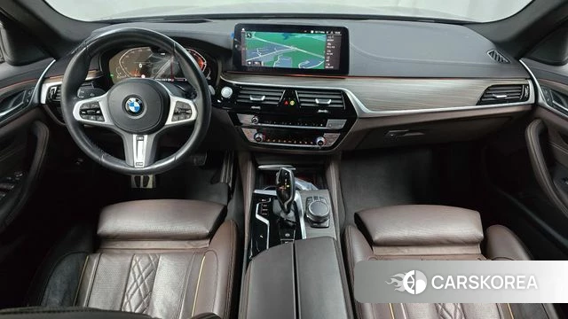 BMW 5 Series (G30) id 3916456 из Кореи 17