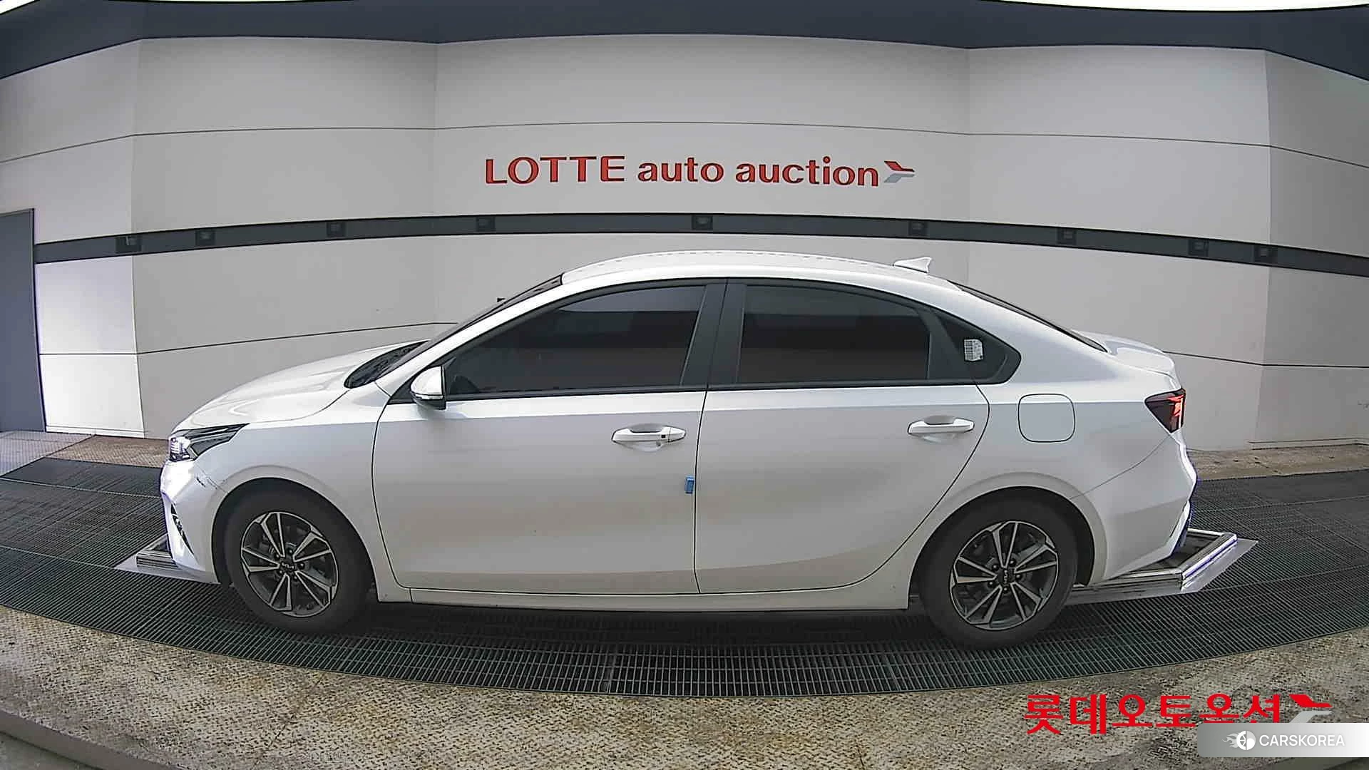 Kia K3 id 3888381 из Кореи 34