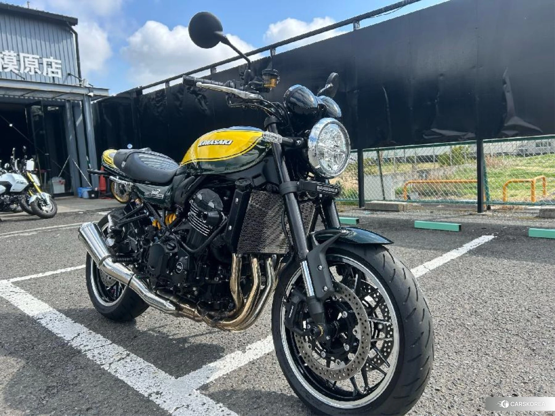 Kawasaki Z900RS id 3950408 из Японии 11