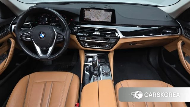 BMW 5 Series (G30) id 4447291 из Кореи 17