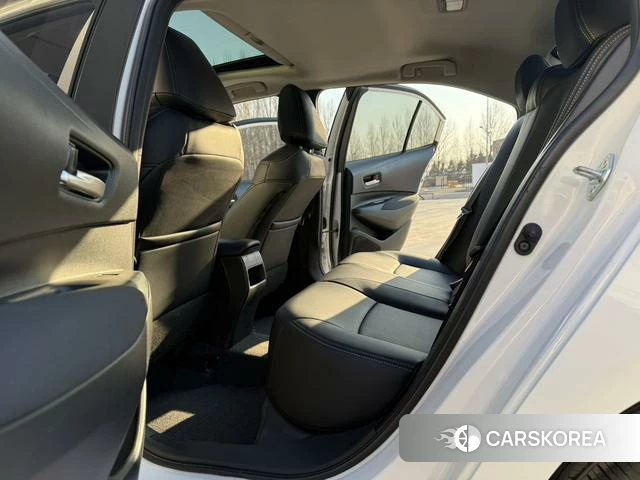 Toyota Corolla id 4299869 из Китая 16
