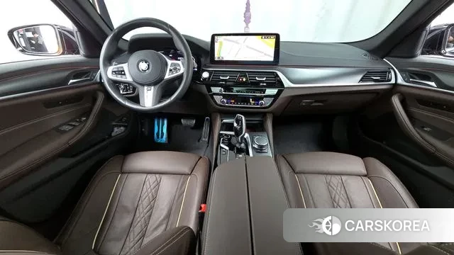 BMW 5 Series (G30) id 2974486 из Кореи 17