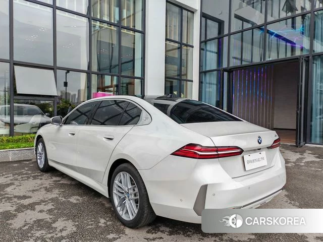 BMW 5 series id 4276043 из Китая 27