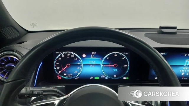 Mercedes-Benz EQB X243 id 3805845 из Кореи 14