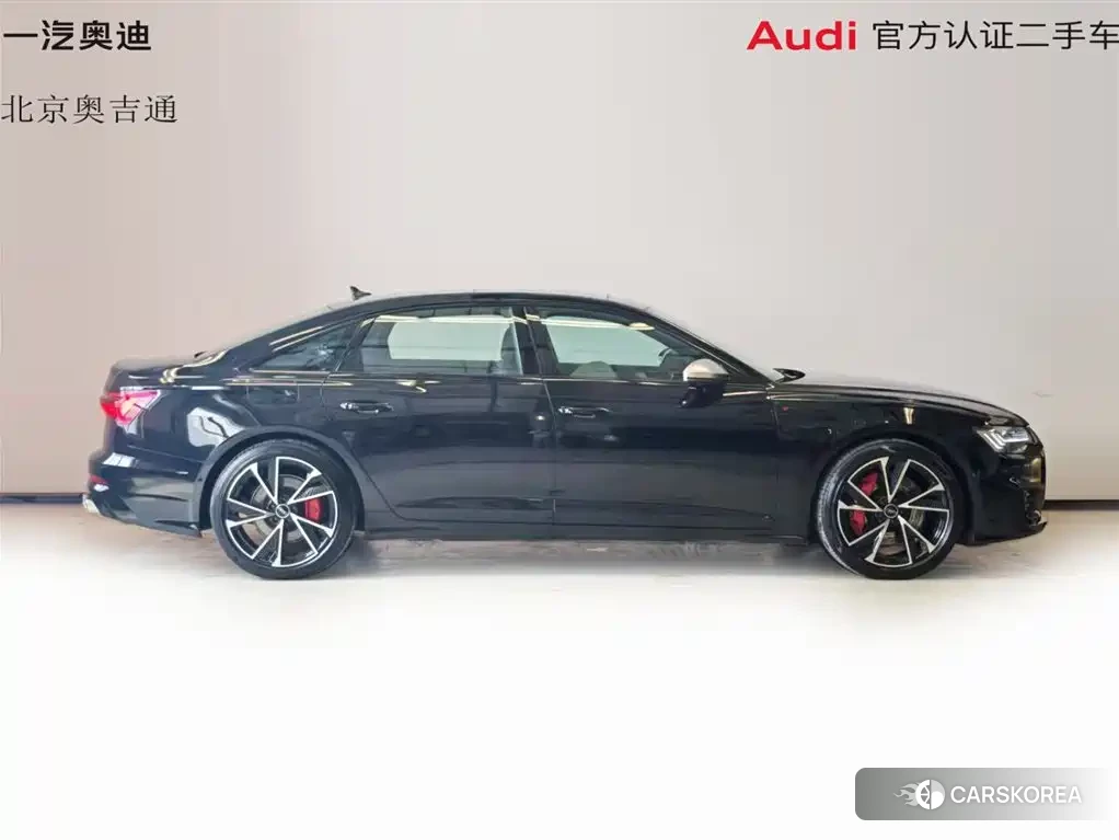Audi A6L id 4622509 из Китая 25