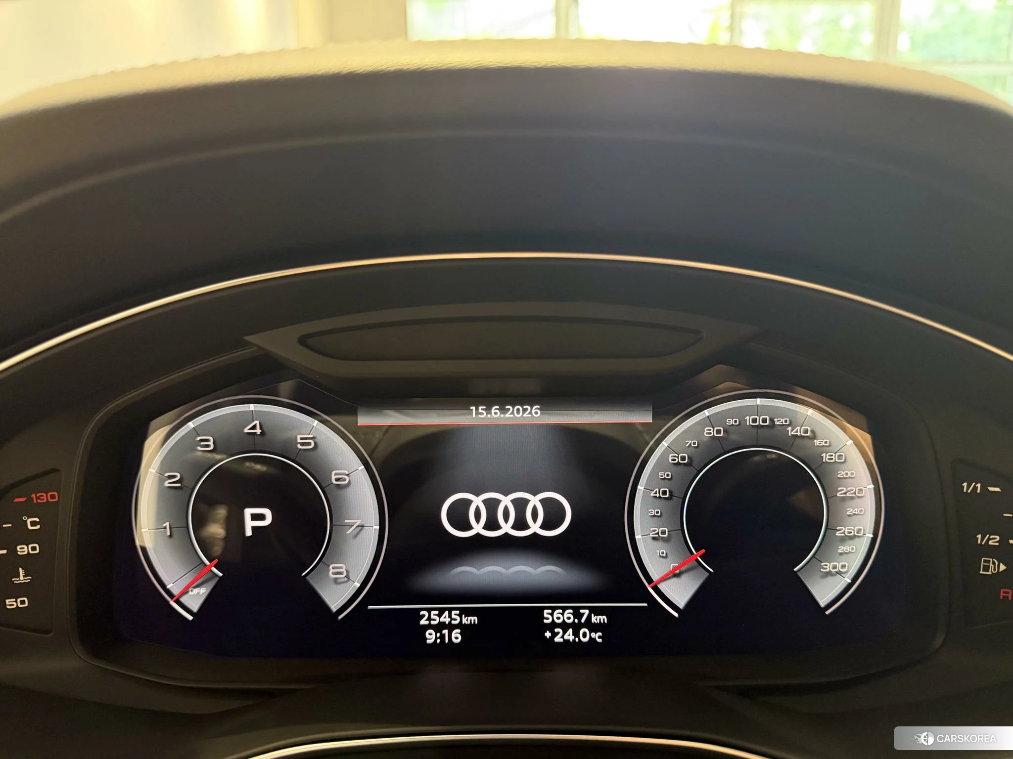 Audi A6L id 4455649 из Китая 7