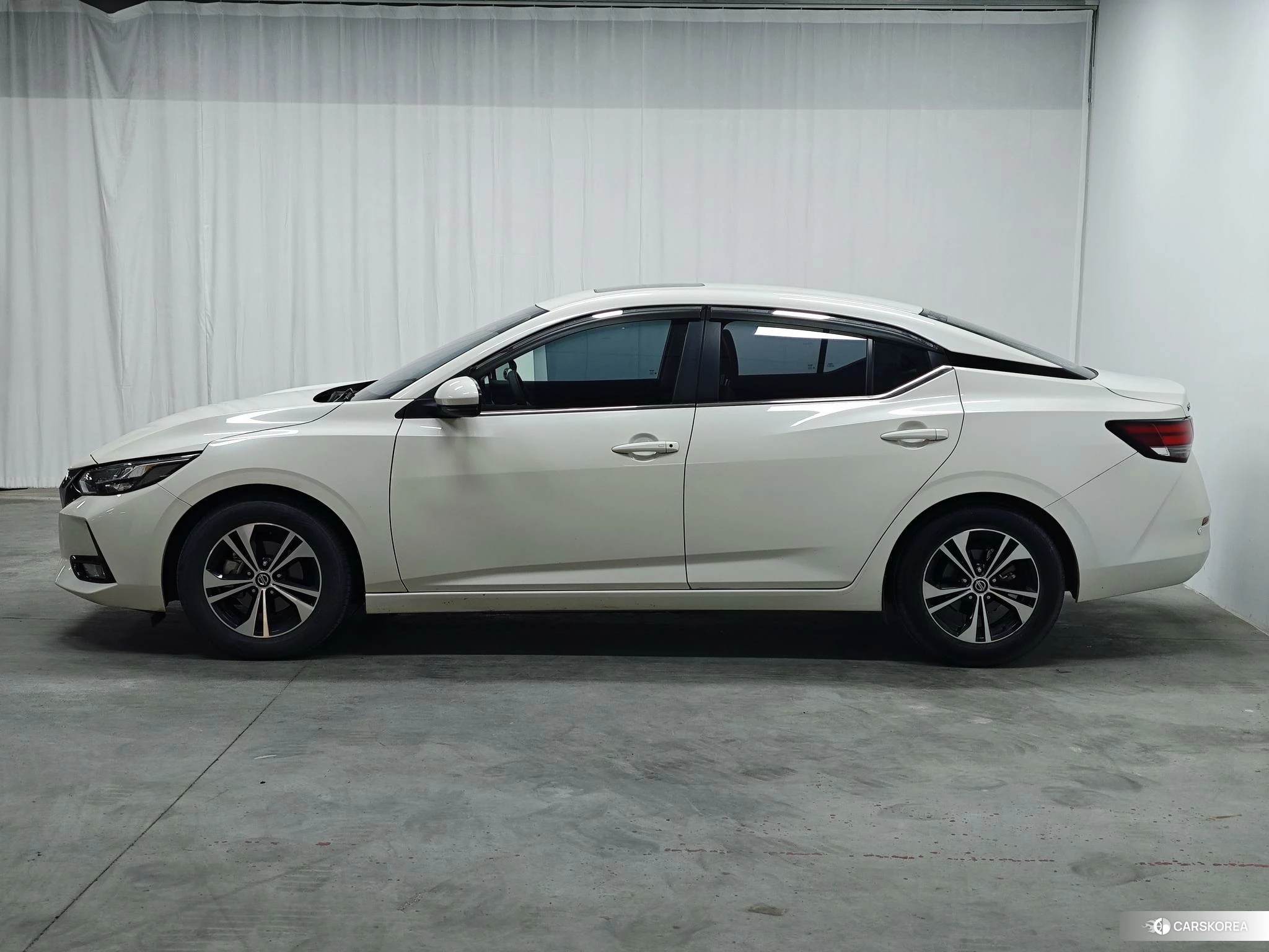 Nissan Xuan Yi id 4452571 из Китая 17