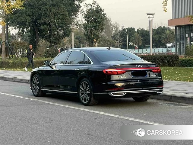 Audi A8 id 4219191 из Китая 18