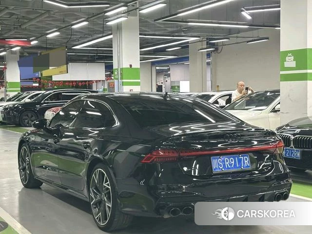 Audi A7L id 4366099 из Китая 7