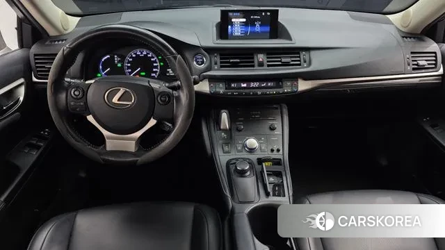 Lexus CT200h id 3672707 из Кореи 17