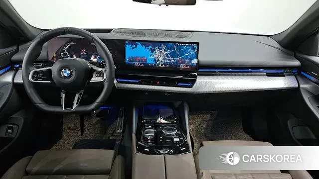 BMW 5 Series (G60) id 2968358 из Кореи 17