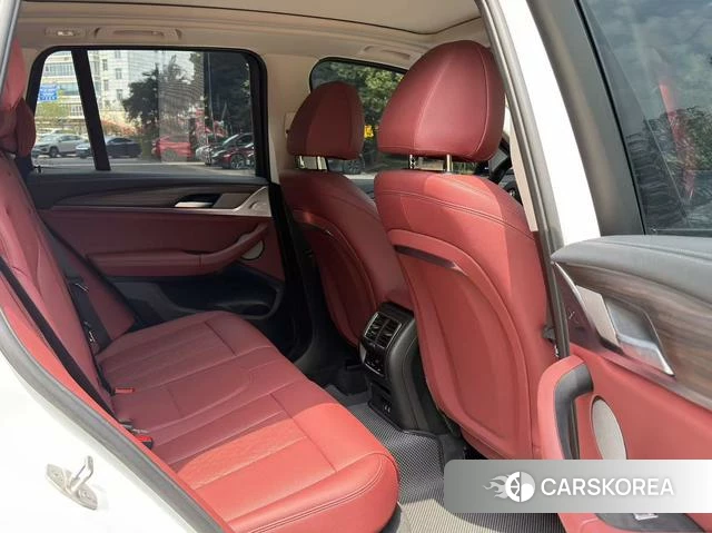 BMW X3 id 4341545 из Китая 17