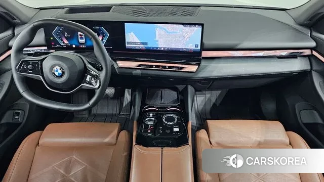 BMW 5 Series (G60) id 3539006 из Кореи 17