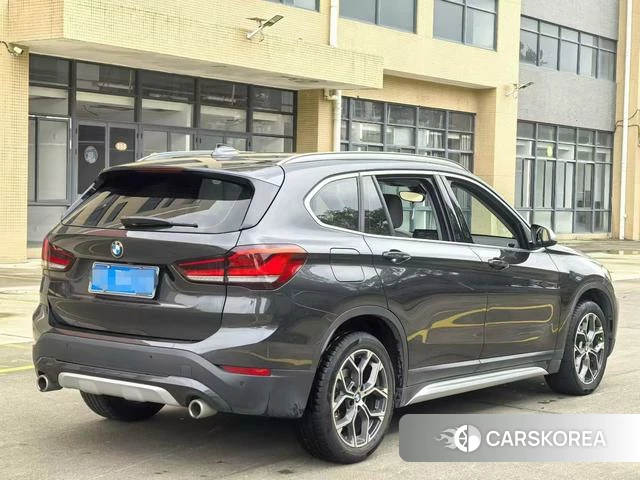 BMW X1 id 4218673 из Китая 7