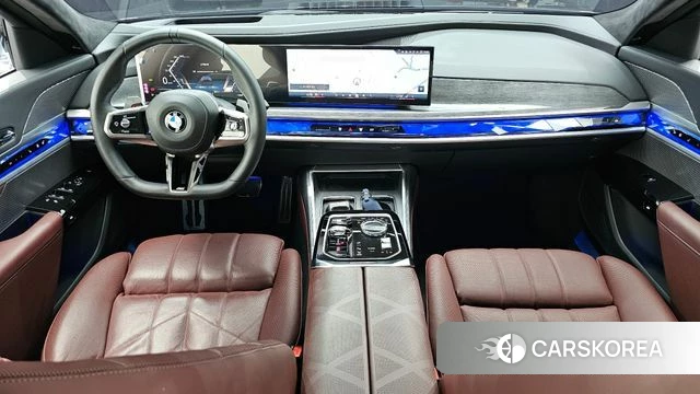 BMW 7 Series (G70) id 4382039 из Кореи 27