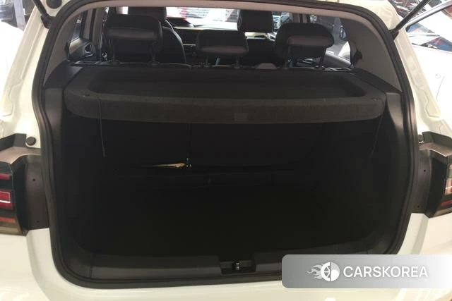 Volkswagen Exploring the shadow id 4207652 из Китая 14