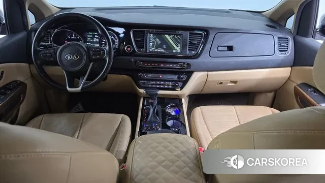 Kia All New Carnival id 3380815 из Кореи 17