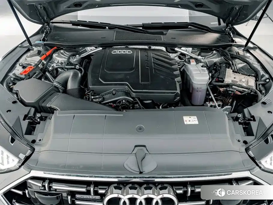 Audi A7L id 4669396 из Китая 24