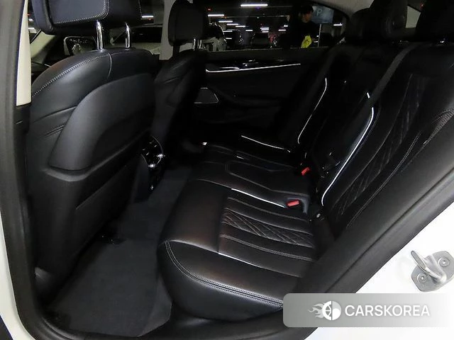 BMW 5 Series (G30) id 4793989 из Кореи 17