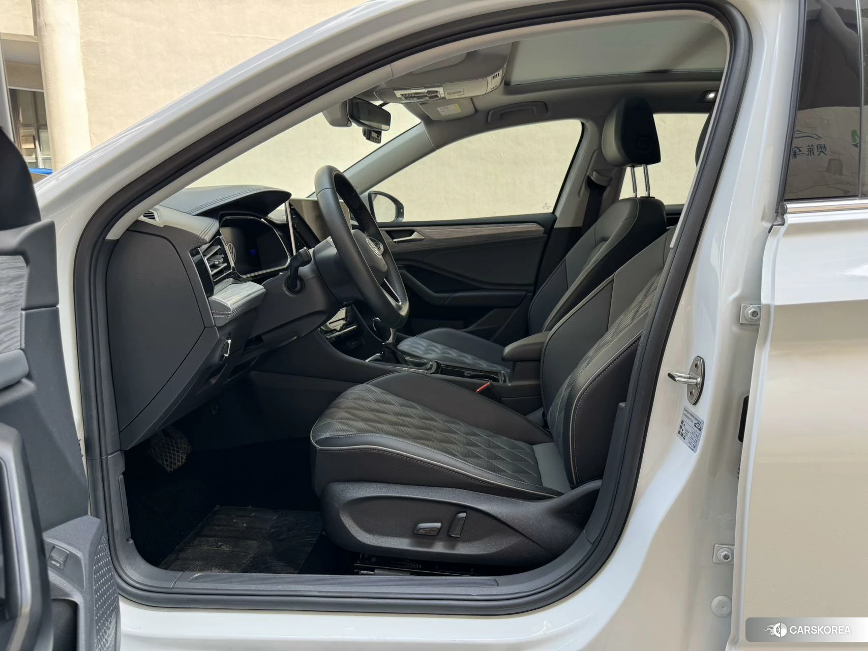 Volkswagen Sagitar id 4486192 из Китая 14