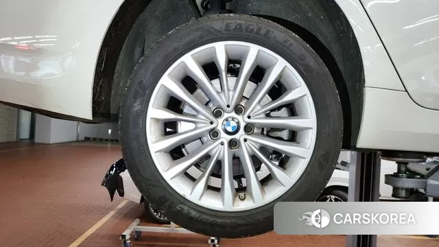 BMW 5 Series (G30) id 3361716 из Кореи 7