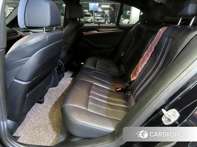 BMW 5 Series (G30) id 4281765 из Кореи 17