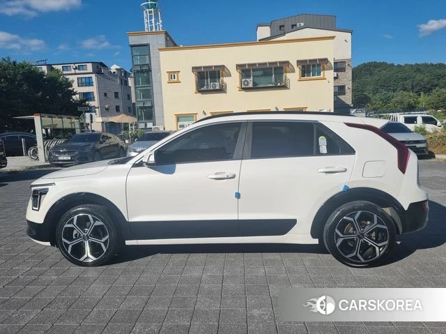 Kia Di Ol Nu Niro id 4916479 из Кореи 17