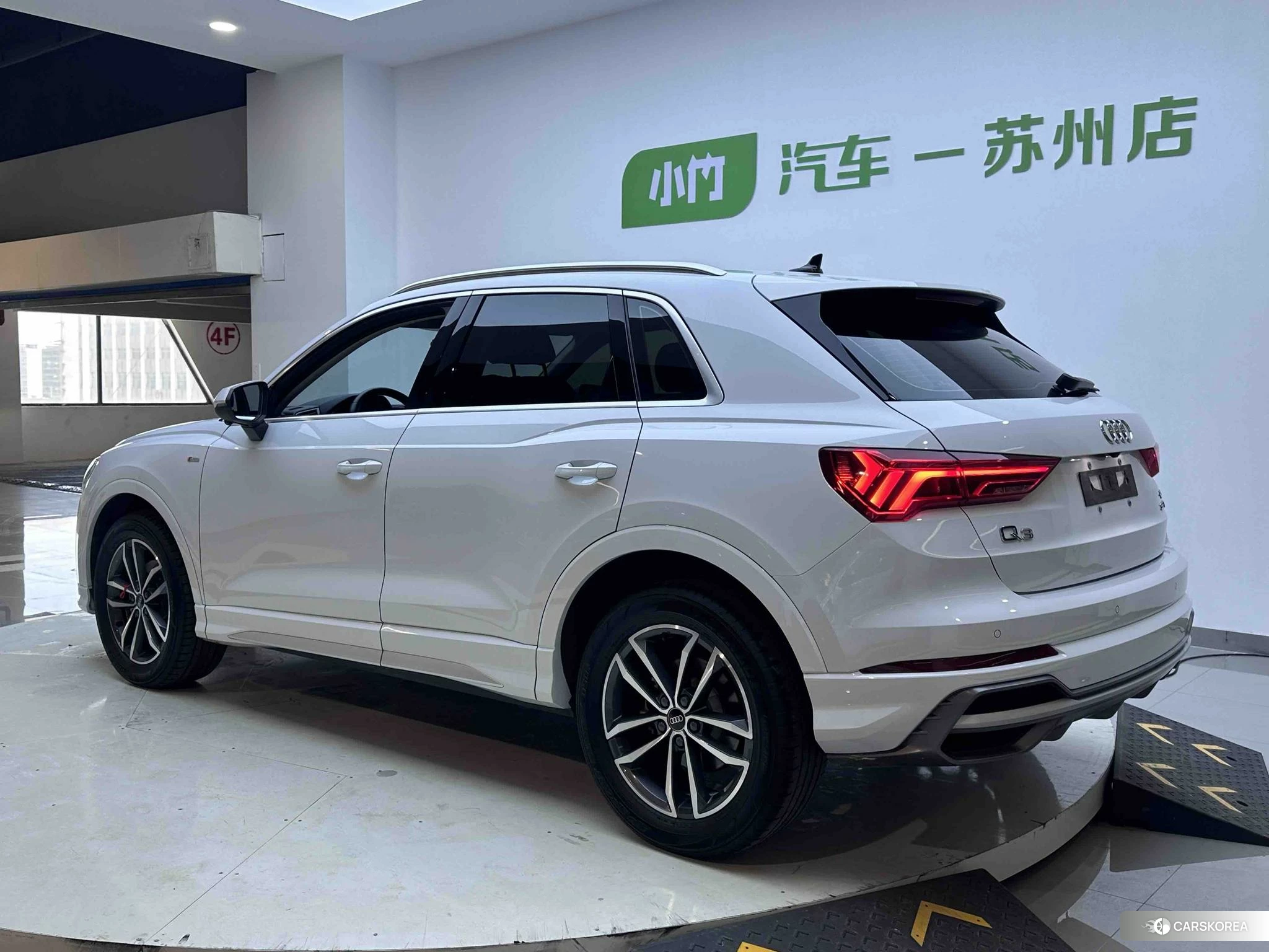 Audi Q3 id 4467690 из Китая 17