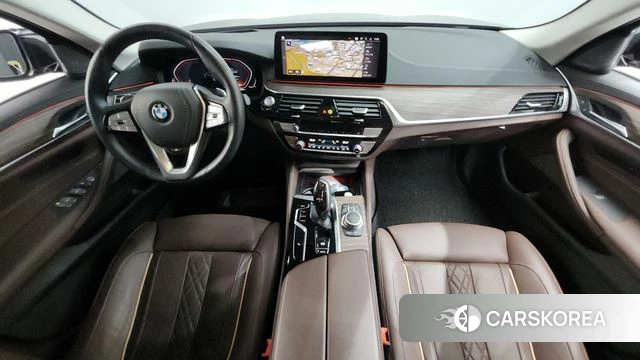 BMW 5 Series (G30) id 4469702 из Кореи 31
