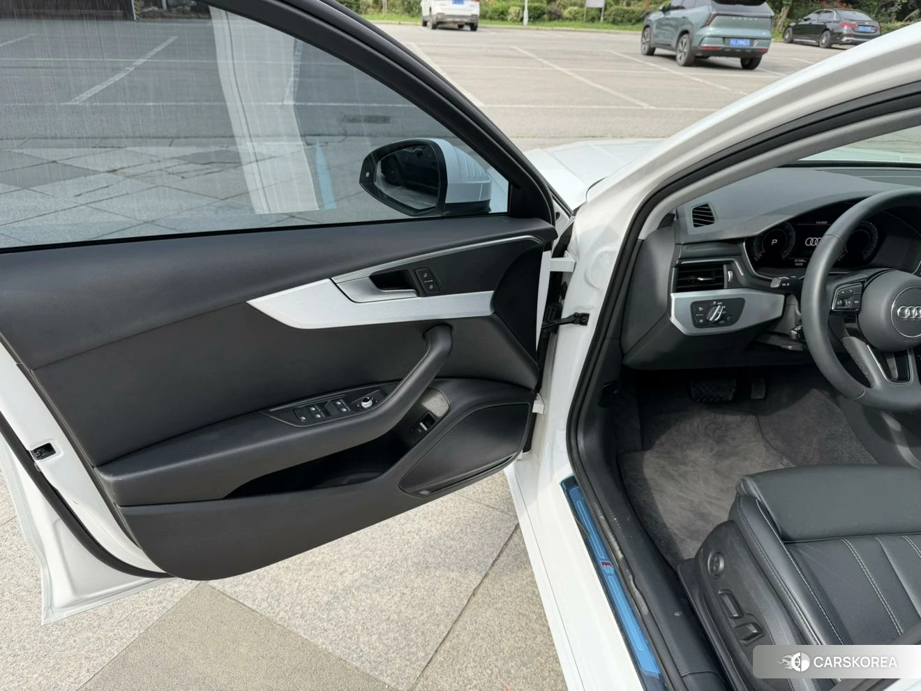 Audi A4L id 4420222 из Китая 8