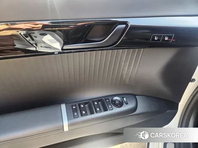 Hyundai Grandeur (GN7) id 3410773 из Кореи 12