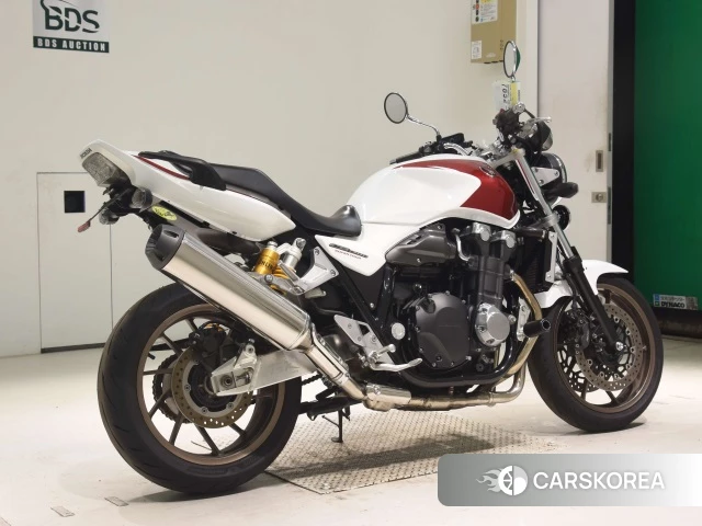 Проданный Honda CB1300SF 2016 из Японии, фото 2