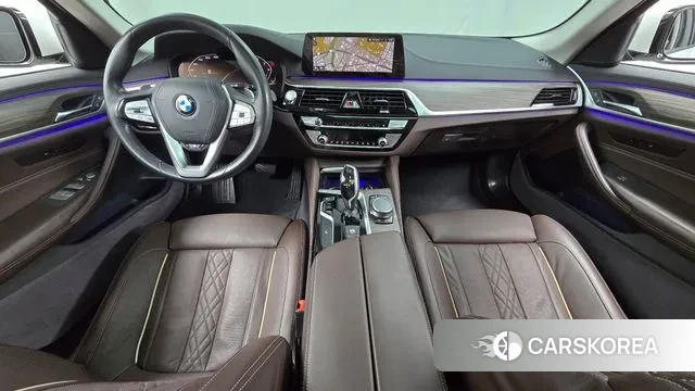 BMW 5 Series (G30) id 3380156 из Кореи 17